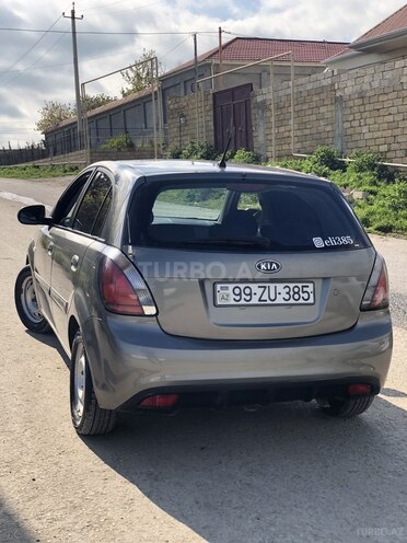Kia Rio-3