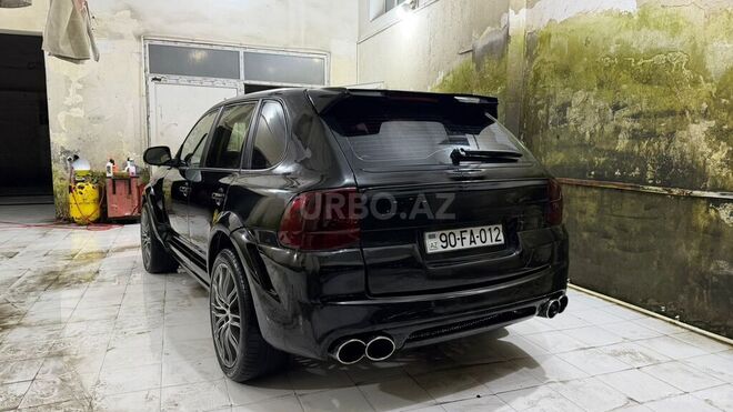 Porsche Cayenne S-3