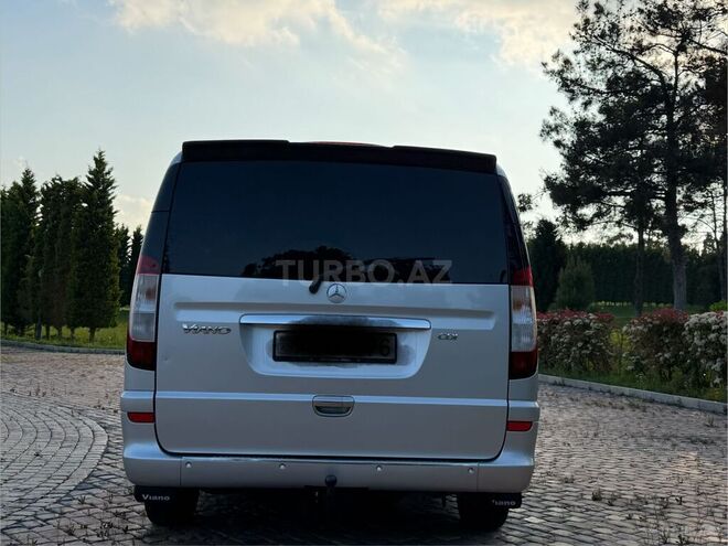 Mercedes Viano-11