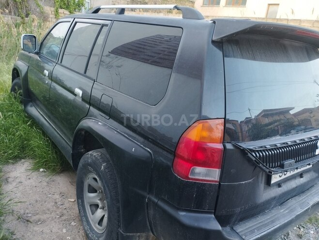 Mitsubishi Challenger-8