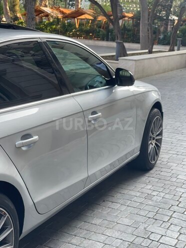 Audi A4-12