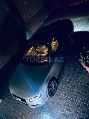 Audi A4-10