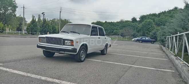 LADA (VAZ) 2107-1