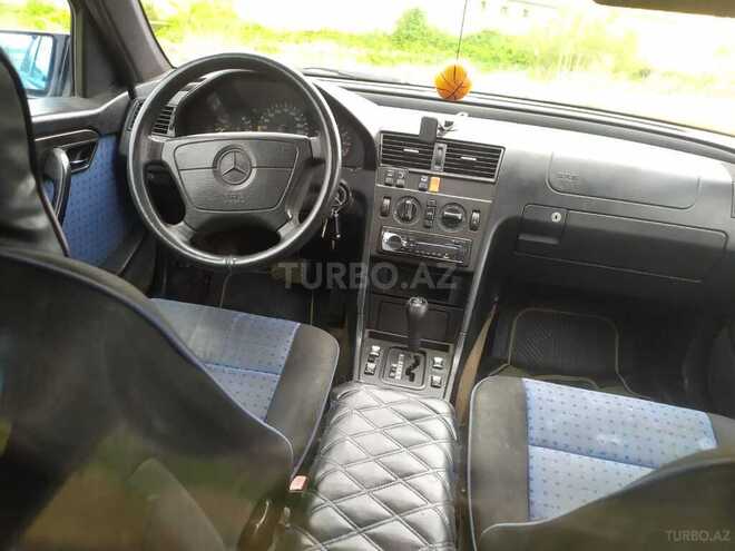 Mercedes C 280-9