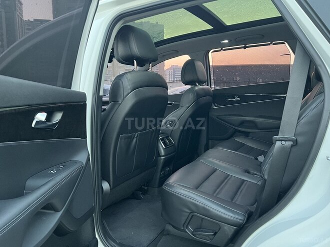 Kia Sorento-5
