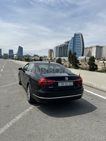Volkswagen Passat-6