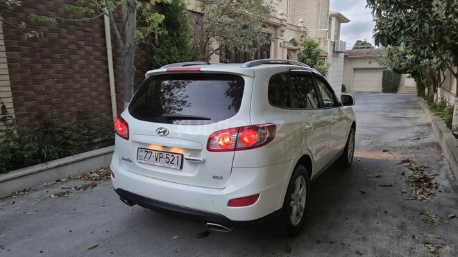 Hyundai Santa Fe-3