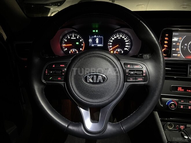 Kia K5-7