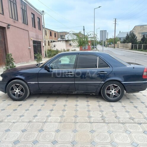 Mercedes C 180-9