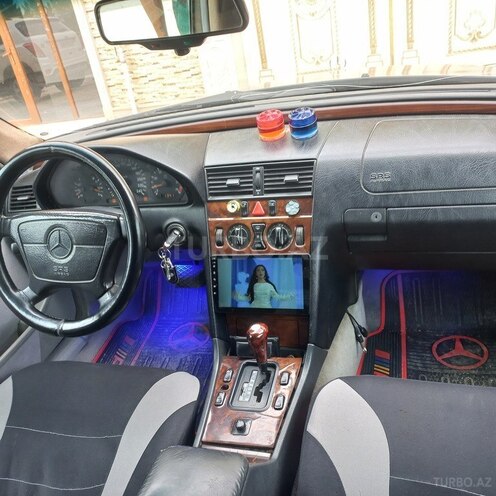 Mercedes C 180-2