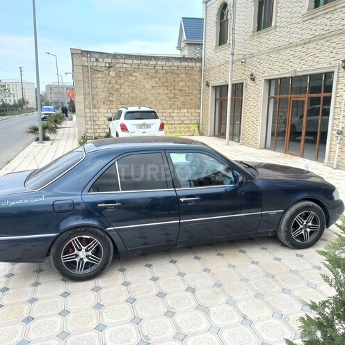 Mercedes C 180-6
