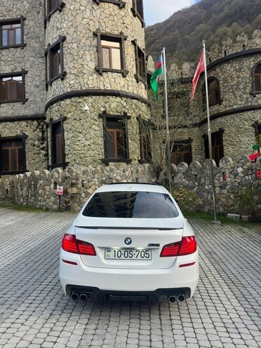 BMW 528-5