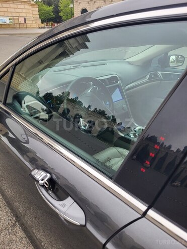 Ford Fusion (North America)-18