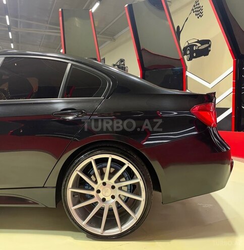BMW 330-14
