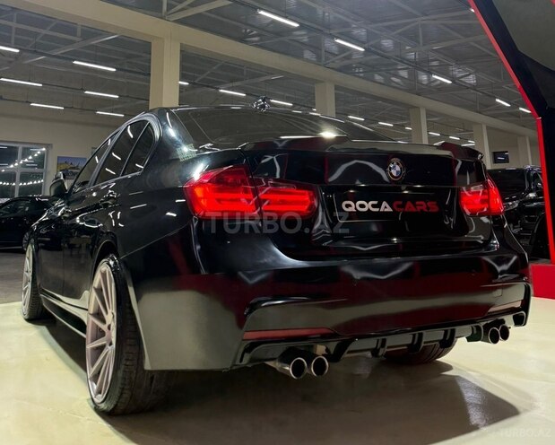 BMW 330-12