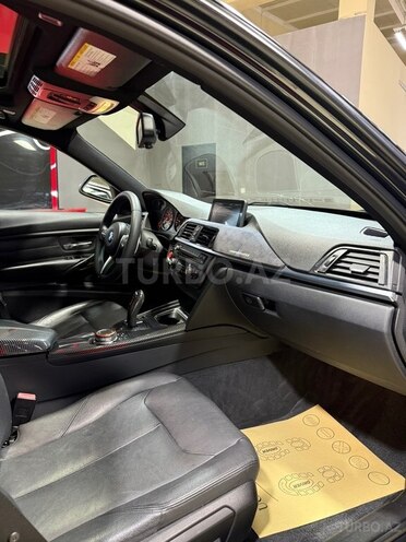 BMW 330-17