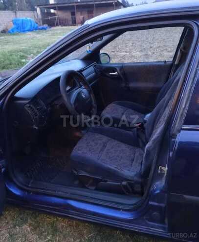 Opel Vectra-7