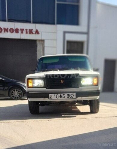 LADA (VAZ) 2107-1