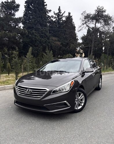 Hyundai Sonata-2