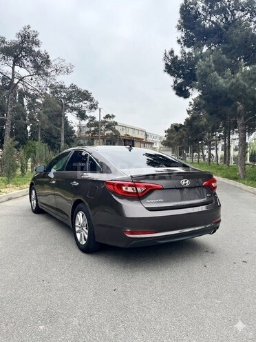 Hyundai Sonata-3