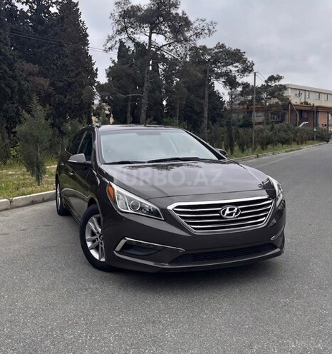 Hyundai Sonata-1