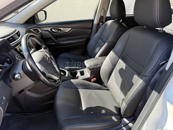 Nissan X-Trail-11