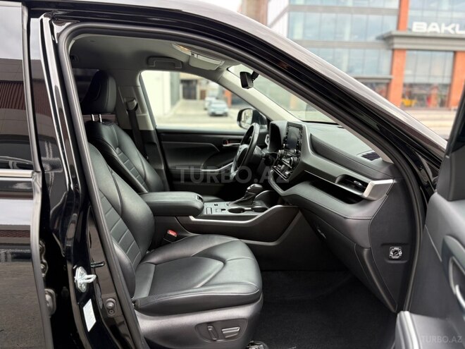 Toyota Highlander-8