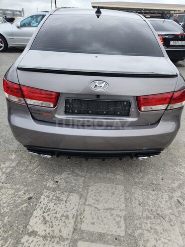 Hyundai Sonata-4