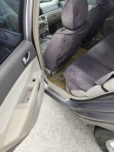 Hyundai Sonata-2