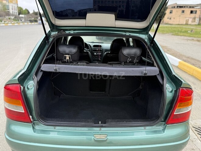 Opel Astra-10