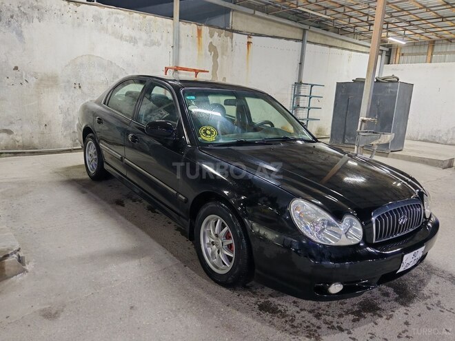 Hyundai Sonata-6