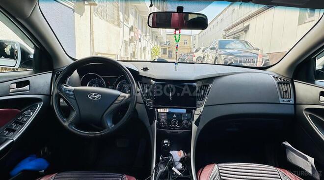 Hyundai Sonata-8