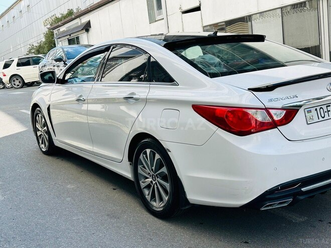 Hyundai Sonata-3