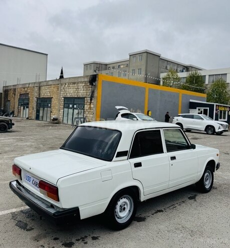 LADA (VAZ) 2107-4