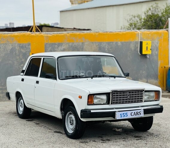 LADA (VAZ) 2107-2