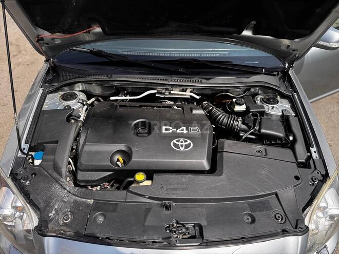Toyota Avensis-6
