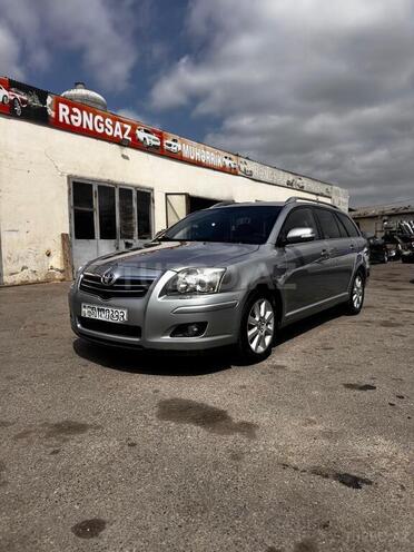 Toyota Avensis-8