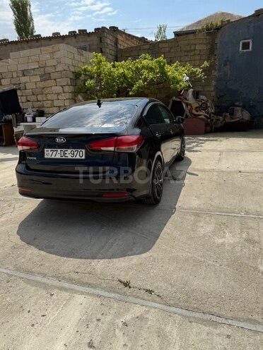 Kia Forte-10