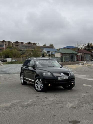 Volkswagen Touareg-1