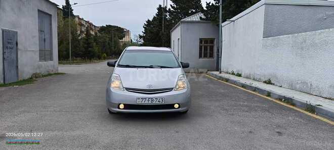 Toyota Prius-2