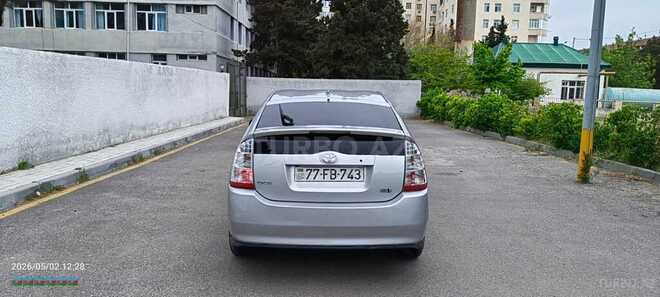Toyota Prius-8