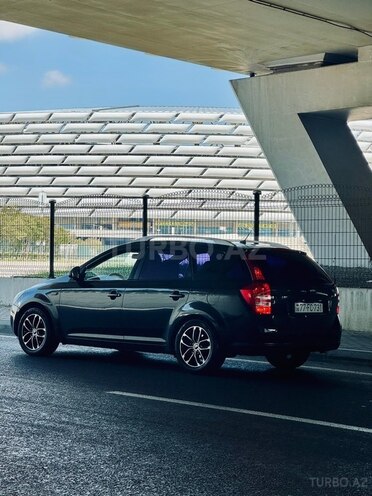 Kia Ceed SW-12