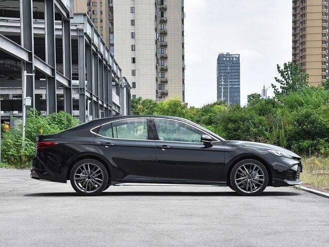 Toyota Camry-8