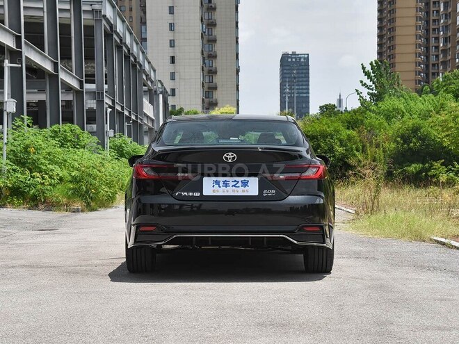 Toyota Camry-6