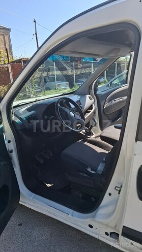 Fiat Doblo-4