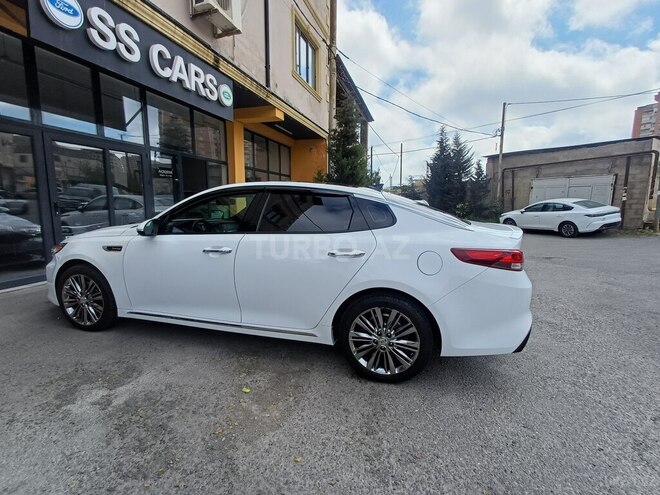 Kia Optima-16