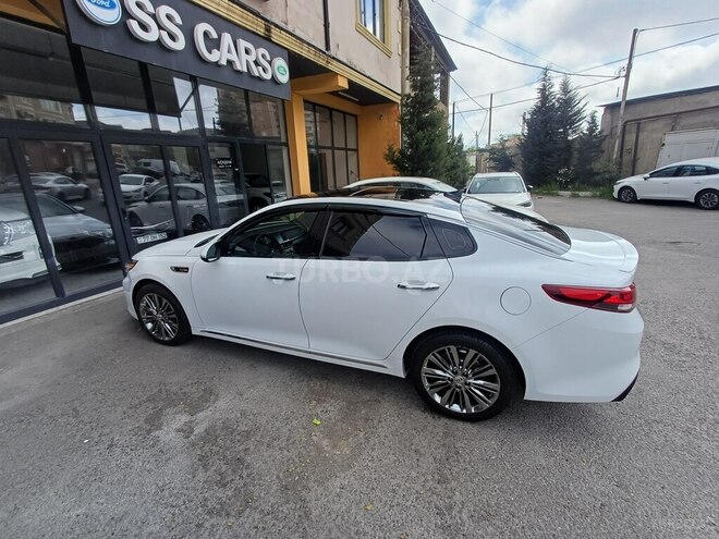 Kia Optima-17