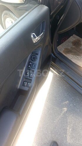 Kia Cerato-4