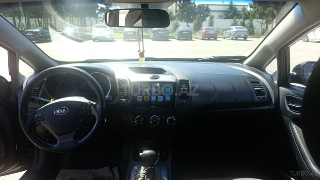 Kia Cerato-6