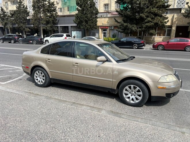 Volkswagen Passat-2